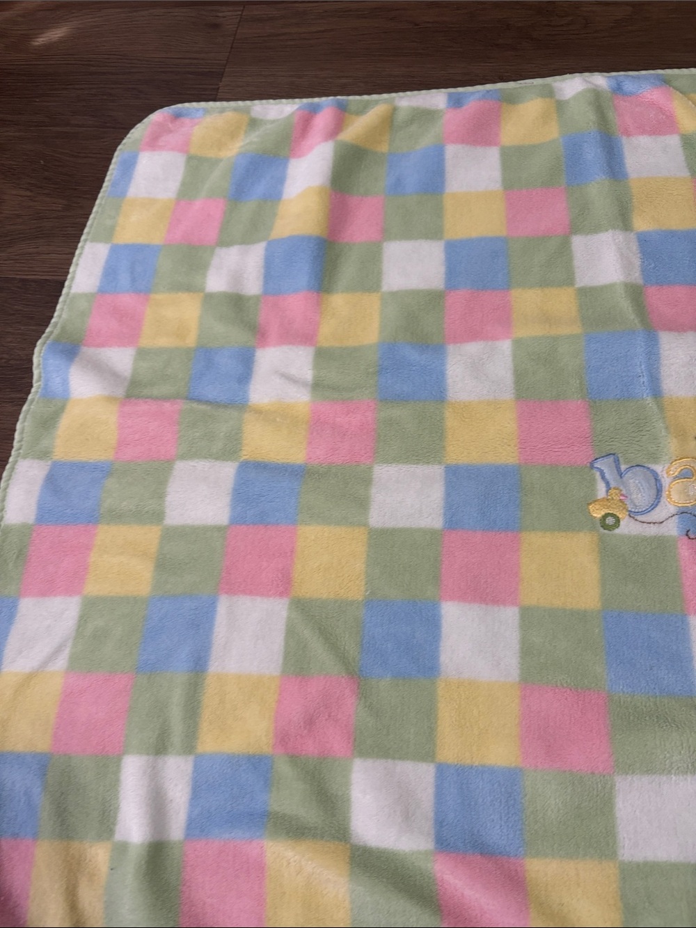 Circo Pastel Checkered Baby Blanket Pink Blue Yellow Green White set of blankets - Picture 3 of 9